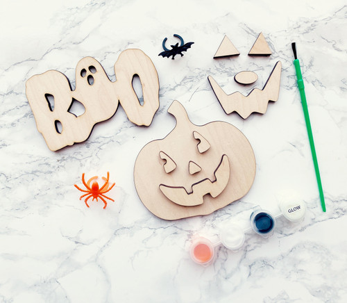 Halloween paint kit